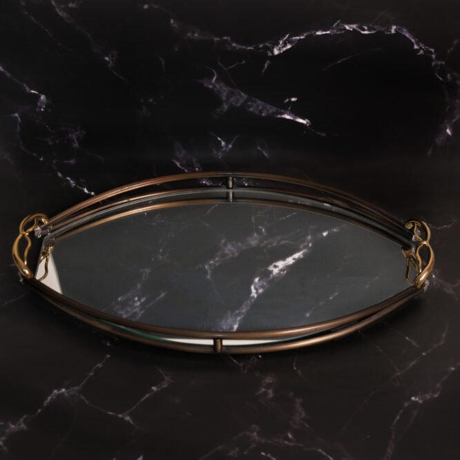 Σετ Γάμου Πολυτελείας με Καράφα & Ποτήρια σε Χρυσό Δίσκο 3 Σετ Γάμου Δίσκος Καράφα Ποτήρι