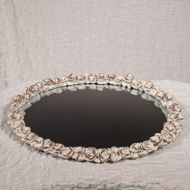 Σετ Γάμου με Καράφα, Ποτήρια & Δίσκο Διακοσμημένο με Τριαντάφυλλα 3 Ολοκληρωμένο σετ γάμου.