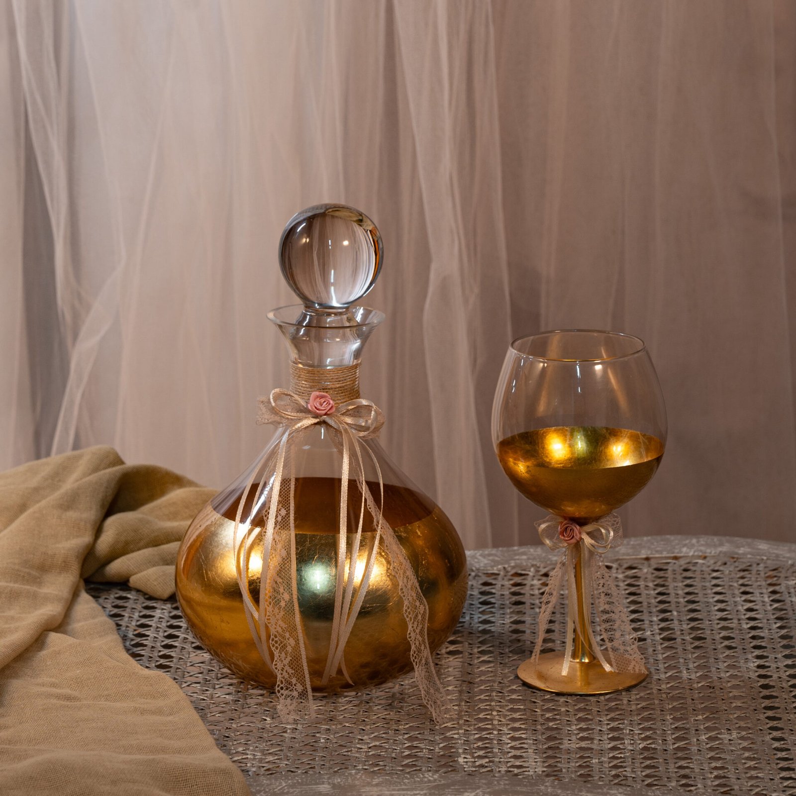 Σετ Γάμου Καράφα & Ποτήρι με Χρυσές Λεπτομέρειες 1 Καράφα με φύλλα χρυσού