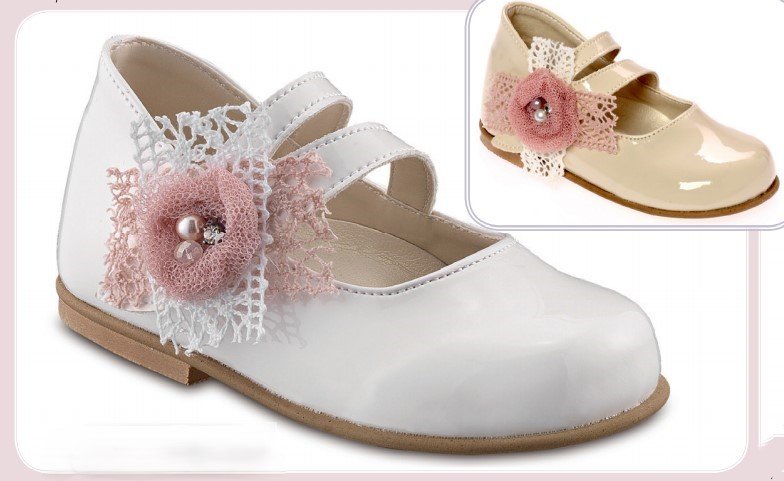 Ρομαντικό Παπουτσάκι με Δαντέλα & Πέρλες 1 Ρομαντικό Παπουτσάκι με Δαντέλα & Πέρλες