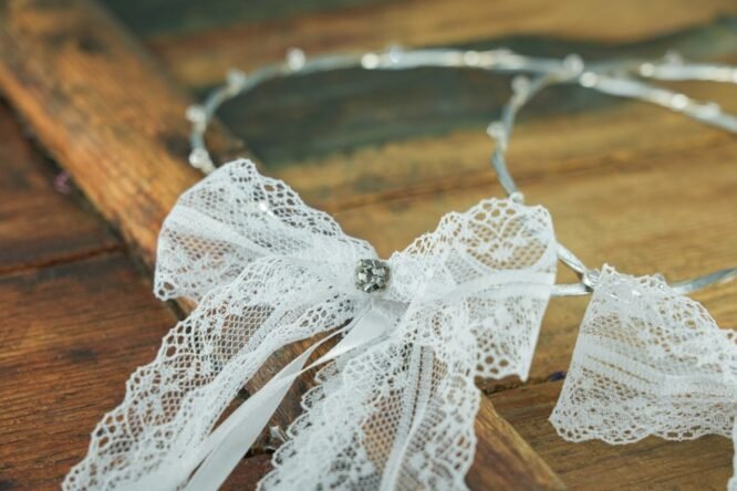 Επάργυρα Στέφανα με Λευκή Δαντέλα 4 Στέφανα Γάμου Χειροποίητα σετ σε premium Συλλογή stefana gamou set nea syllogy madeve 104