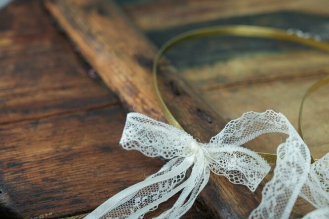 Minimal Χρυσά Στέφανα με Δαντελένια Φινέτσα 5 Στέφανα Γάμου Χειροποίητα σετ σε premium Συλλογή stefana gamou set nea syllogy madeve 118