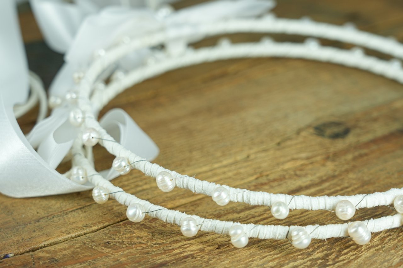 Χειροποίητα Στέφανα Γάμου με Μαργαριτάρια – Classic Elegance 1 Χειροποίητα Στέφανα Γάμου με Μαργαριτάρια – Classic Elegance