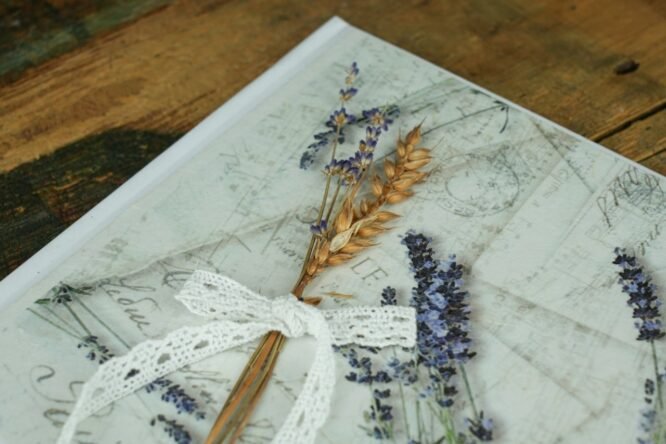 Βιβλίο Ευχών Γάμου με Λεβάντα