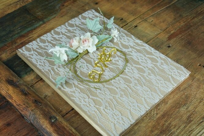 Handmade Βιβλίο Ευχών με Δαντέλα & Λουλούδια