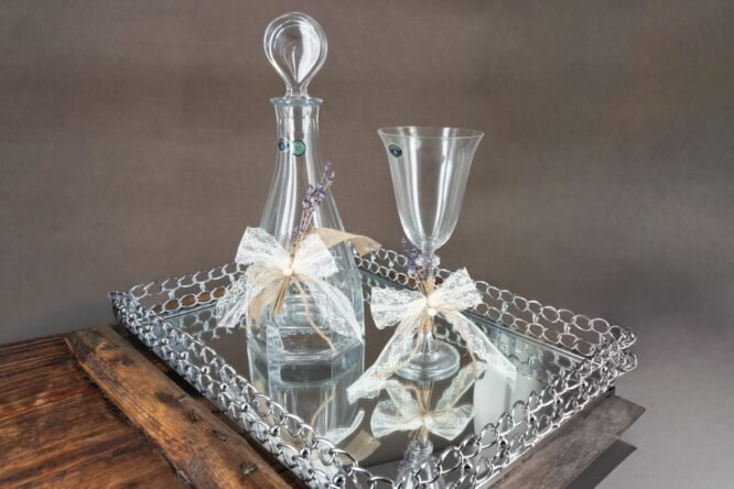 Κομψό Σετ Γάμου Καράφα, Ποτήρι & Μεταλλικό Δίσκος