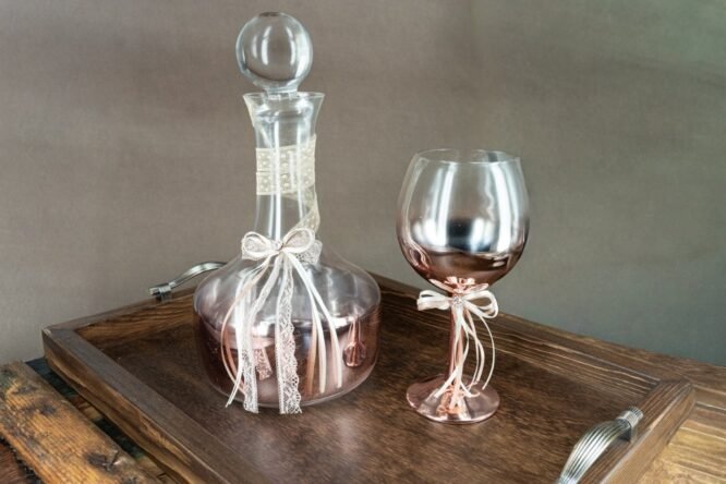 Σετ Καράφα & Ποτήρι Γάμου με Ροζ Χρυσές Λεπτομέρειες