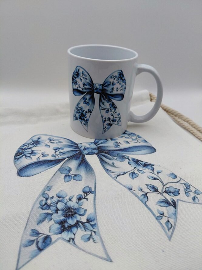 Elegant Blue Bow – Πάνινη Τσάντα & Κούπα Σετ Δώρου